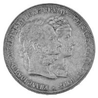 Ausztria 1879. 2G Ag "I. Ferenc József és Erzsébet / Ezüstlakodalom" Bécs T:AU,XF patina, ph. Austria 1879. 2 Gulden Ag "Franz Joseph and Elisabeth / Silver Jubilee" Vienna C:AU,XF patina, edge error Krause X#M5