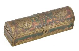 Keleti tusrúdtartó doboz. Fa, réz berakással és szerelékkel, h: 17,5 cm