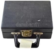 Fekete műbőr érmetartó bőrönd, tálcák nélkül