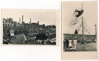 Világifjúsági Találkozó - 4 db modern magyar propaganda képeslap emlékbélyegzésekkel