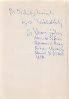 Attila és hunjai. Szerkesztette: Németh Gyula. [Hasonmás.] (Vermes Gábor történész ajándékozási bejegyzésével.) (Budapest, 1986). Akadémiai Kiadó (ny.) XXXIX + [1] + 348 + [4] p. + 10 t. (kétoldalas táblák I-XX-ig számozva) + 2 térkép (kihajtható). Első reprint kiadás. Az első előzéken dr. Vermes Gábor (1933-2014) magyar származású amerikai történésznek, a New York-i Rutger University professzorának, Tisza István kutatójának ajándékozási bejegyzése: ,,dr. Szabóky Imrének igaz tisztelettel, dr. Vermes Gábor Associate Professor, Departement of History, Rutgers University, Newark, N. J. 07102 USA''. A Németh Gyula szerkesztette őstörténeti tanulmánykötet először a Magyar Szemle Társaság kiadásában jelent meg (Budapest, 1940), reprint kiadását tudománytörténeti jelentősége magyarázta. (Az Akadémiai Kiadói reprint sorozata.) Színes kiadói kartonkötésben. Jó példány.