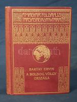 Baktay Ervin: A boldog völgy országa. Barangolások Kasmírban. Budapest, [1934]. Franklin-Társulat Magyar Irodalmi Intézet és Könyvnyomda. 1 t. (címkép) + + 220 + [4] p. + 28 t. (kétoldalas táblákon fotóanyag). Első kiadás. Baktay Ervin (1890-1963) orientalista, író, szerkesztő beszámolója 1927-1928-ban megtett kasmíri tanulmányútjáról, melynek során bejárta Északnyugat-India Tibet felé eső, elzárt völgyét, és útja végén találkozott a magyarokkal már évtizedek óta nem beszélt, ott élő jeles orientalista hazánk fiával, Stein Auréllal. A beszámoló először A Földgömb című folyóirat 1931. évi lapszámaiban jelent meg, már ott is a szerző felvételeivel, kötetünk a folyóiratban megjelent beszámolónak kibővített, átdolgozott változata, a tartalomjegyzék előtt a bejárt vidékről készült két egész oldalas térképvázlat. (A Magyar Földrajzi Társaság Könyvtára.) Díszesen aranyozott kiadói egészvászon kötésben. Jó példány.