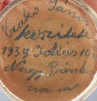 1939 Türelemüveg kálváriajelenettel, m: 17 cm