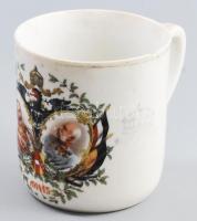 1915 MZ Austria világháborús propaganda bögre, II. Vilmos és Ferenc József arcképével, jelzett, sérült, m: 8,5 cm