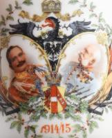 1915 MZ Austria világháborús propaganda bögre, II. Vilmos és Ferenc József arcképével, jelzett, sérü...