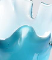 Muranoi üveg váza. Több rétegű anyagában színezett, jelzett, hibátlan 21 cm