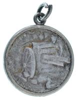 Osztrák-Magyar Monarchia 1915. "A Krasniki diadalmas csatában az oroszoktól elvett ágyúból verette az Auguszta-Alap" Fe emlékérem, foglalatban, medállá alakítva. Szign.: Murányi Gyula (23mm) T:XF