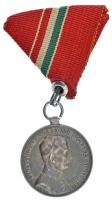 1917. "Károly Ezüst Vitézségi Érem II. osztálya" jelzetlen Ag kitüntetés nem eredeti mellszalagon. Szign.: Kautsch T:XF Hungary 1917. "Silver Gallantry Medal, 2nd Class" unmarked Ag decoration with not original ribbon. Sign.: Kautsch C:XF  NMK.: 306.