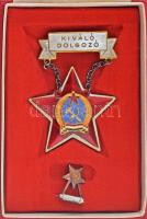 1955. "Kiváló Dolgozó" Rákosi-címeres zománcozott kitüntetés, miniatűrrel, Rákosi-címeres tokban, igazolvánnyal T:XF