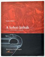 Szabó Miklós: A keleti Kelták. A késő vaskor a Kárpát-medencében. Bibliotheca Archeologica. Bp., 2005, L'Harmattan. Kiadói papírkötés, 211p + 1 kih tábla, gazdag képanyaggal.