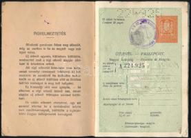 1931 Magyar Királyság által kiállított fényképes útlevél, foltos borítóval / Hungarian passport