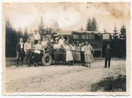 1931 Csíkszereda, Miercurea Ciuc; autóbusz úton Csíkszeredára / autobus on the way to Miercurea Ciuc. photo (non PC) (fl)