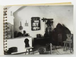 cca 1960 Badacsony, képes mini album 11 db fekete-fehér képpel. Bp., Képzőművészet Alap. Kiadói spri...