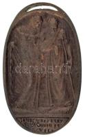 Zutt Richard (1887-1938) 1914. "Pénzintézetek Hadikórháza" bronz ovális emlékérem (48x29mm...