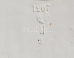 Antik porcelán marcipánkeverő tálca. cca 19. sz. második fele, jelzett, kis kopással, 27,5x16 cm