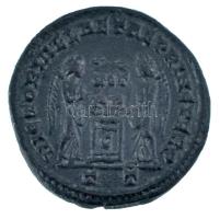 Római Birodalom / Ticinum / I. Constantinus 318-319. Follis bronz (3,22g) T:XF
Roman Empire / Ticin...