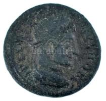 Római Birodalom / Siscia / Crispus 321-324. AE Follis (3,42g) T:XF Roman Empire / Siscia / Crispus 321-324. AE Follis IVL CRIS-PVS NOB C / CAESARVM NOSTRORVM - VOT X - ASIS sunburst (3,42g) C:XF RIC VII 181