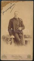 Fenyvessy Ferenc (1855-1903) jogász, újságíró, főispán, politikus kabinetfotó autográf aláírássval, sérüléssel 11x21 cm