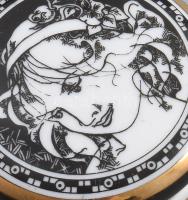 Jurcsák László által tervezett Hollóházi porcelán bonbonier, minimális kopással, jelzett, d: 6,5 cm