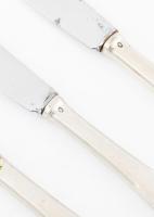 6 darab ezüst (Ag) nyelű kés, jelzett, bruttó: 510g