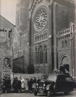 Ronis, Willy - Mac Orlan, Pierre: Belleville et Ménilmontant. Willy Ronis fotóművész felvételei Pier...