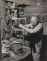 Ronis, Willy - Mac Orlan, Pierre: Belleville et Ménilmontant. Willy Ronis fotóművész felvételei Pier...