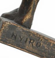 Nyírő Gyula (1924-2005): Napozó akt. Bronzírozott műgyanta, jelzett, festett, m: 35 cm