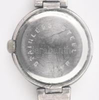 Régi női karóra, ezüstbe foglalt gyöngyház berakásos szíjjal és díszítéssel. Kvarc, számlap d: 16mm