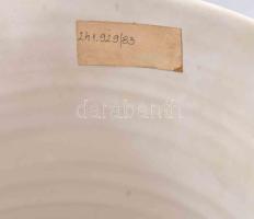 Kálmán Anikó, a művész hagyatékából: Lámpa. Jelzett, kis kopással, Iparművészeti Vállalat címkével, ...