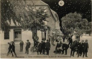 Pancsova, Pancevo; Korzó virradókor, Kereskedelmi és ipari bank fiókintézete este. Horovitz kiadása, humoros montázs részeg férfiakkal / corso, bank at night. Humorous montage with drunk men