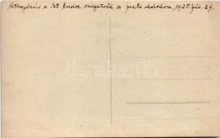 1925 Szentendre, katonák áthajózása a szigetről a pesti oldalra lovakkal és kerékpárokkal. photo (EK...