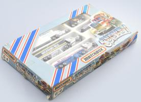 1983 Matchbox Convoy 5 autós Matchbox gyűjtemény, eredeti dobozában egy autó kivételével nagyon jó á...