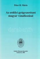 Péter H. Mária: Az erdélyi gyógyszerészet magyar vonatkozásai. (Dedikált.) Kolozsvár, 2002. Erdélyi Múzeum-Egyesület (Református Egyház Misztótfalusi Kis Miklós Sajtóközpontjának nyomdája). 548 p. + melléklet. Egyetlen kiadás. Dedikált: ,,Nemes Erzsébet gyógyszerésznőnek és családjának szeretettel ajánlom [...] Péter H. Mária. Nvárad, 2002. dec. 12.&quot; A téma alapvető monográfiája, az erdélyi gyógyszerészet és gyógyszerészképzés több évszázados történetének áttekintése, a neves erdélyi magyar gyógyszerész dinasztiák méltatásával. Oldalszámozáson belül szövegközti illusztrációs anyaggal. A monográfiához 32 oldal terjedelmű, fűzött Névjegyzék csatlakozik. Fűzve, az egyesület címerével illusztrált kiadói borítóban. Jó példány.