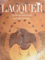 Jonathan Bourne: Lacquer - An International History and Collectors Guide. London (Hong Kong), 1984, Crowood, egészvászon kötés, kissé sérült papír védőborítóval, 256 p, angol nyelven. Gazdag képanyaggal illusztrált kiadvány, mely átfogó képet ad az antik lakktárgyak felismeréséről és gyűjtéséről.