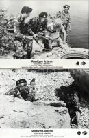 ,,Veszélyes őrjárat" című szovjet film jelenetei és szereplői, 5 db vintage produkciós filmfotó (vitrinfotó, lobbyfotó) ezüst zselatinos fotópapíron, a használatból eredő (esetleges) kisebb hibákkal, 18x24 cm