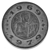 1979. "10 éves az Éremgyűjtők Keszthelyi Csoportja" jelzett Ag emlékérem (4,08g/0.800/15mm) T:UNC (eredetileg PP) patina Adamo KEe1