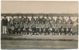 1928 Braila Dacia futballcsapat, focisták / FC Dacia Braila football team, football players. photo (vágott / cut)