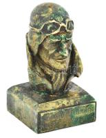 Manfred von Richthofen bronz büszt, koszos, m: 11 cm