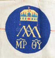 cca 1930 Vízi cserkész csapatzászló, cserkész emblémával, Szent Koronával, hímzett selyem, jó állapo...