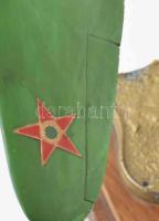 cca 1960 JAK 9-es harci repülőgép asztali díszmodell, valósághű egyedi készítésű katonaemlék a kecsk...