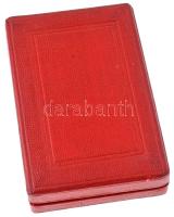 1957. "Munkás-Paraszt Hatalomért Emlékérem" aranyozott, zománcozott bronz kitüntetés mells...