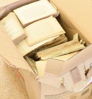 Egy nagy ládányi régi és ritka könyv, nyomtatvány, folyóirat töredékes, sérült, hiányos példányai. N...