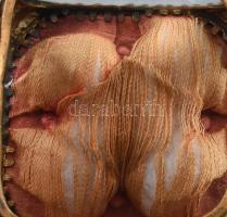 Antik ékszeres szelence, tetején mikromozaik díszítéssel, 7x7x7 cm