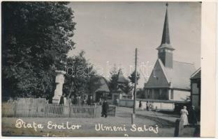 Sülelmed, Silimeghiu, Ulmeni; Piata Eroilor / Hősök tere, ortodox fatemplom / square, Orthodox wooden church. photo (fl)