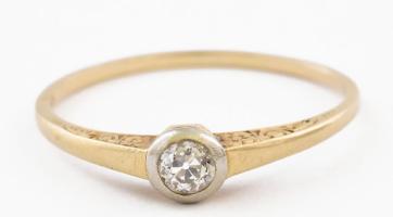 14 K arany (Au) gyűrű gyémánttal. jelzett, m: 64, br 2,25 g