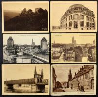 Kb. 90 db RÉGI külföldi város képeslap dobozban / Cca. 90 pre-1945 European town-view postcards in box