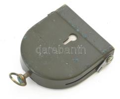 Süss Nándor katonai tájoló, kopással, tokjában