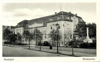 Érsekújvár Palace of Culture with restaurant