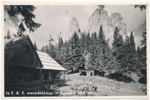 Egyes-kő, Egyeskő, Piatra Singuratica; Csíki-havasok, EKE menedékháza / Muntii Ciucului, rest house, tourist house (vágott / cut)