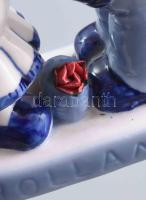 Delft szerelmespár. Jelzett, minimális kopással, 8x8 cm